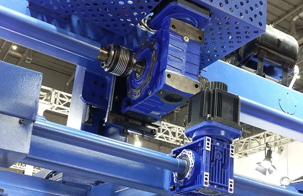 西安西瑪直流電機蝸輪磨損問題。