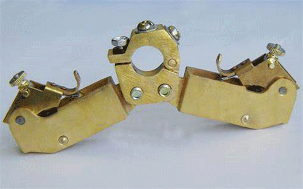 什么是電機(jī)刷架(碳刷架)_刷架有什么作用？——西安西瑪電機(jī)